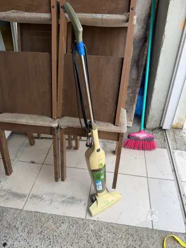 Aspirador de pó vertical