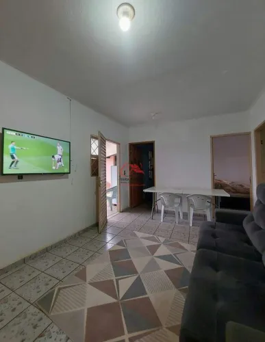 Casa com ponto comercial no bairro Abadia com 3 quartos e 3 pontos comerciais