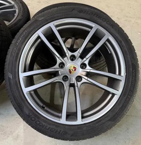 KIT DE RODAS ORIGINAIS PORSCHE CAYENNE ARO 21 + PNEUS HANKOOK