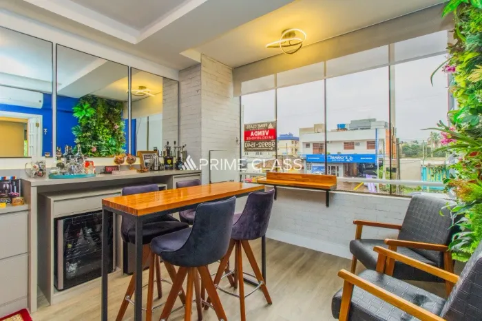 Apartamento 2 quartos, 2 vagas cobertas, mobiliado e decorado, Bairro Niterói - Próximo Ba