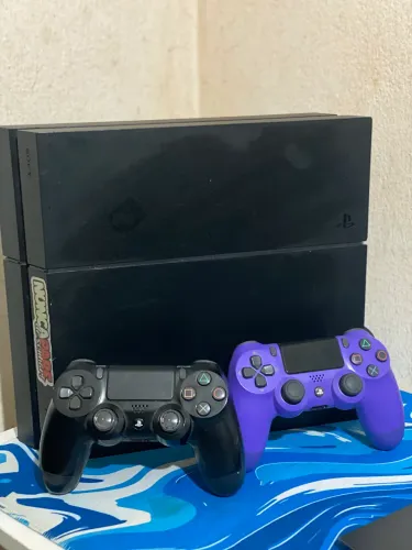 PLAYSTATION 4 Fat 500GB