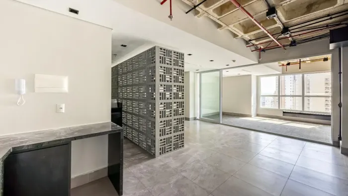 Sala comercial com 56 m² para locação no Metropolitan Business