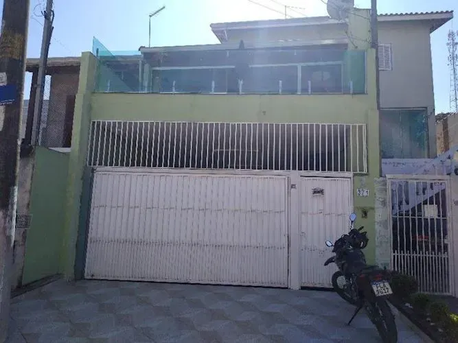 Casa no Outeiro De Passargada - Cotia/SP