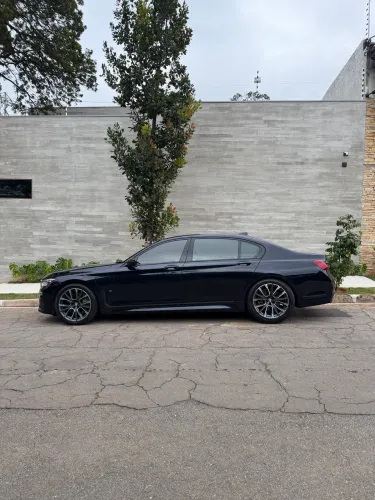 BMW 745LE M Sport Sedan 3.0 V6 Híbrido Aut. 2020