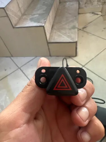 Botão alerta Cobalt