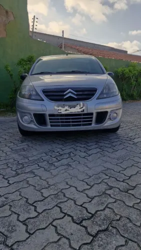Citroen C3 GLX 1.4/ GLX Sonora 1.4 Flex 8V 5P 2012