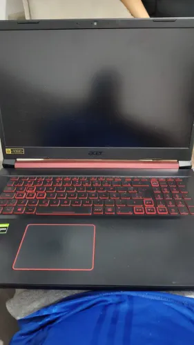 Notebook Acer nitro n18c4 retirada de peças tela 17 polegadas