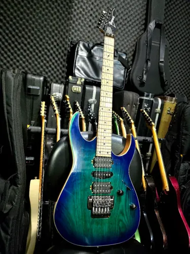 Guitarra Ibanez rg rg470ahm Blue Moon Burst 2024 /ñ Gibson epiphone prs fender squier esp
