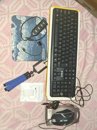 Um mobiliador semi novo está em ótimo estado! Pra vender rápido.