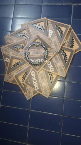 COROA UNICA DECKAS BCD 104 38 T BICICLETA 