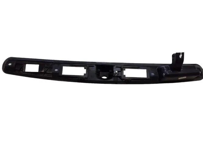 Suporte Luz De Placa Tampa Traseira Fiat Freemont 2014