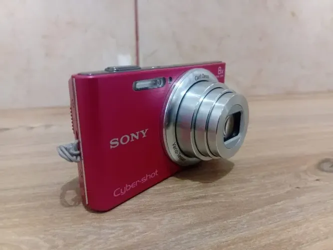 Câmera Digital Sony, 16,1 Mp, Zoom Ótico 8x, Digital 32x