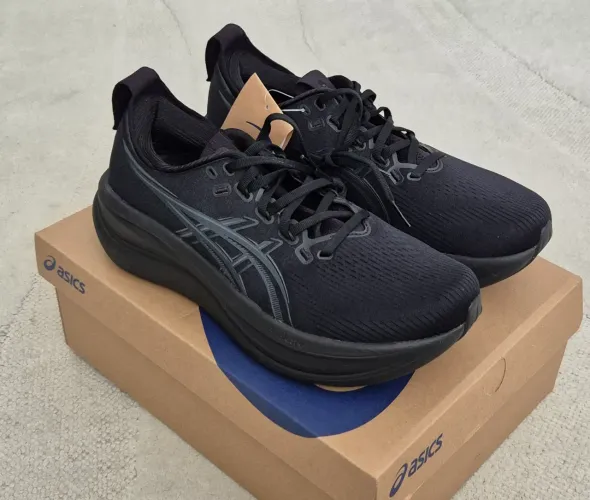 Asics nimbus 28 preto