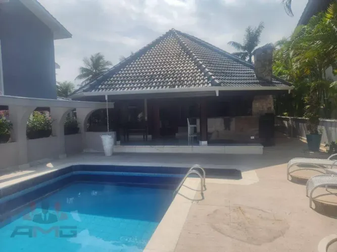 Casa, 290 m² - venda por R$ 3.500.000,00 ou aluguel por R$ 15.300,00/mês - Hanga Roa - Ber