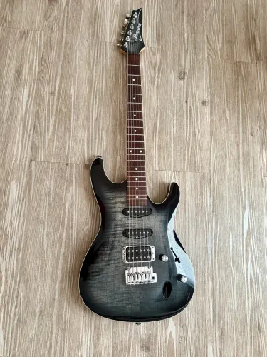 Guitarra Super Strato Ibanez SA260FM Transparent Gray Burst