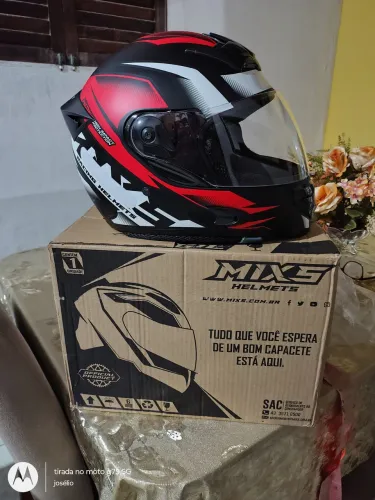 Capacete