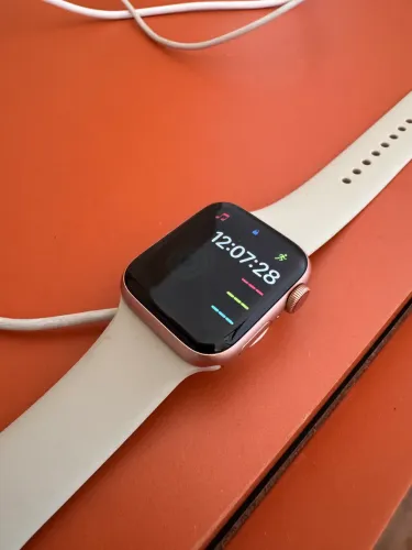 Apple Watch se 40mm rose Gold 