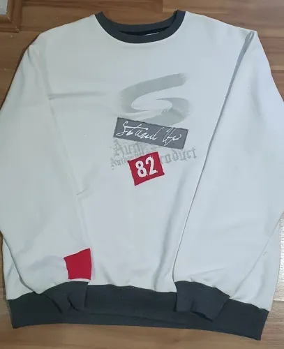Blusa Stand up raridade anos 2000 (TAM G)