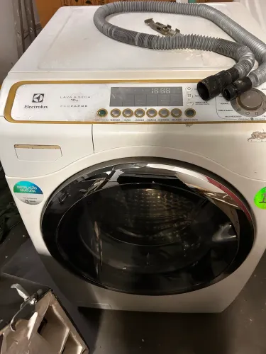 Máquina lava e seca