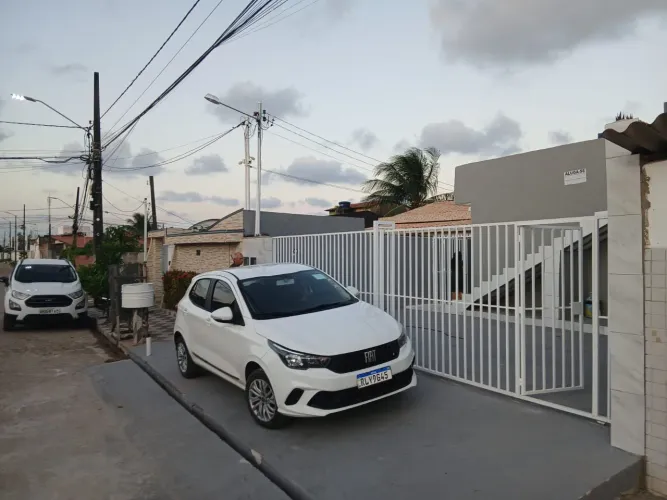 Aluga-se Casa No Portal do Poço