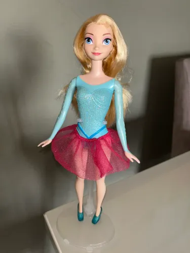 Boneca Elsa do Frozen Mattel