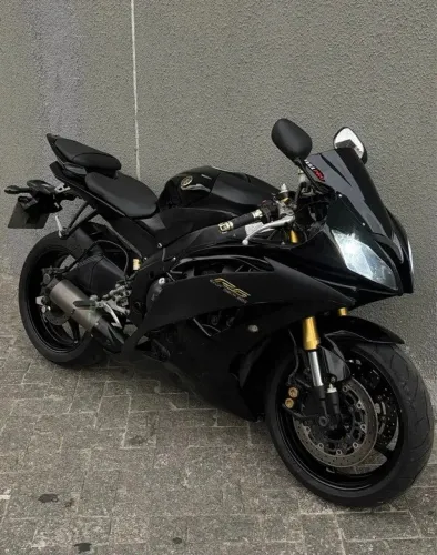 Yamaha R6 600