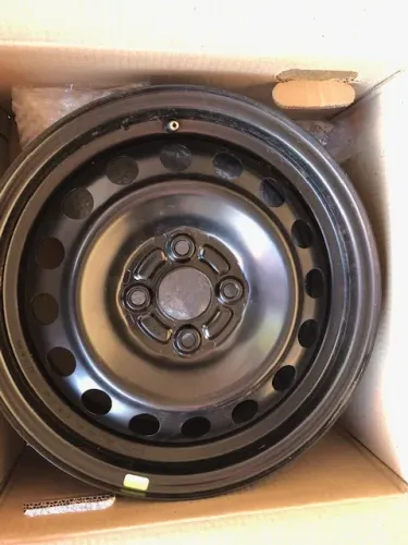Rodas do FIT, aço originais sem uso. R$ 180,00 cada kit.