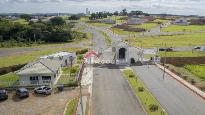 Lote em condomínio em Avenida Ipanema - Jardim Novo Horizonte - Sorocaba/SP