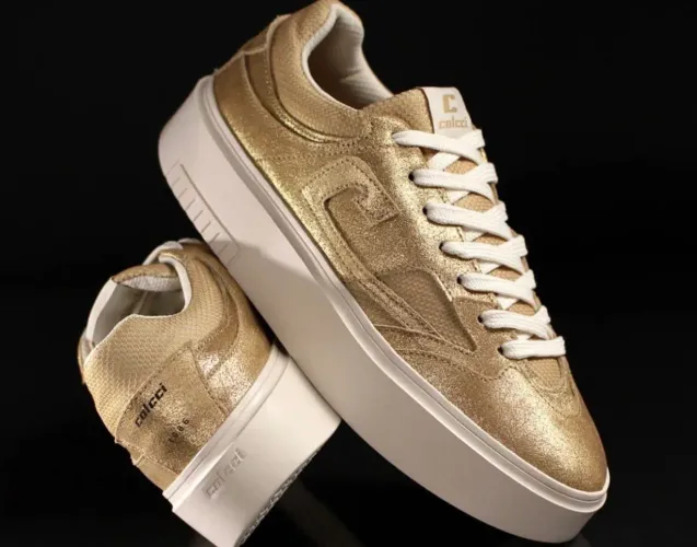 Tênis colcci 006 Cool dourado