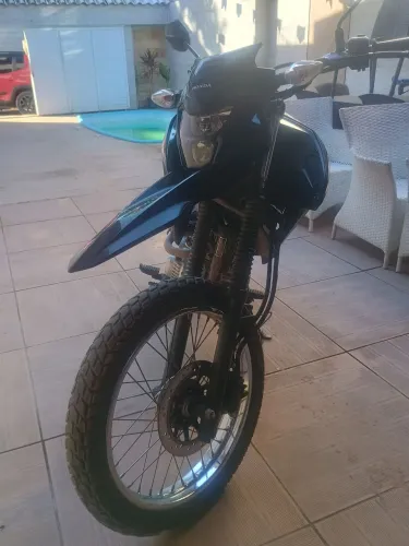 Moto em excelente estado 