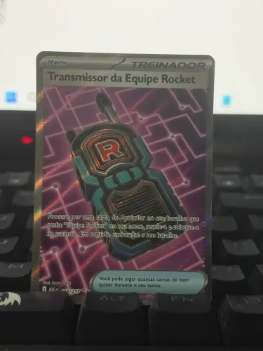 Carta de Pokémon TCG - TRANSMISSOR DA EQUIPE ROCKET  (FOIL)