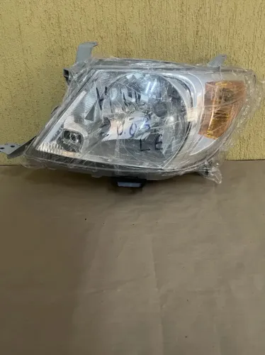 Farol Hilux 2005/2008 Lado Esquerdo