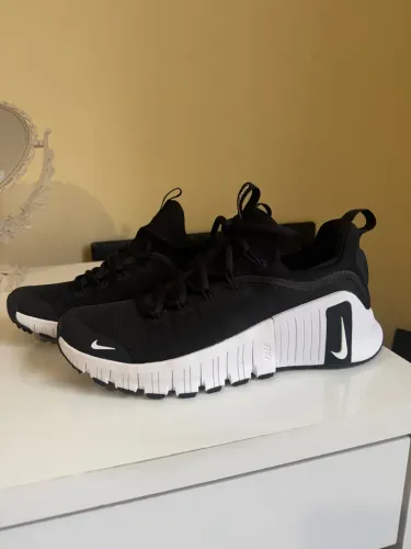 Tênis Nike Free Metcon 6 Feminino 