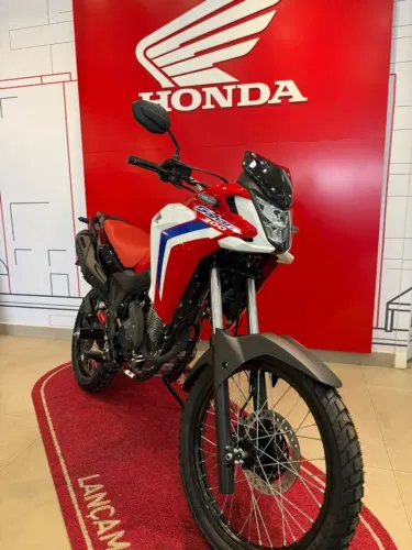 XRE300 Sahara Rally 26/2027 EMPLACADA