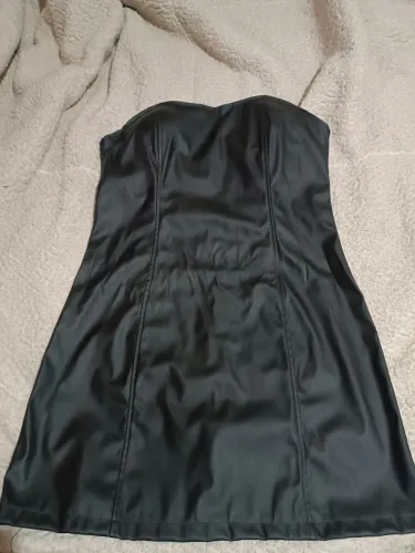 Vestido couro fake