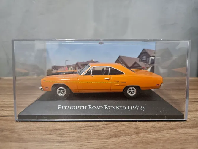 Miniatura/Carrinho PLYMOUTH ROAD RUNNER (1970)
