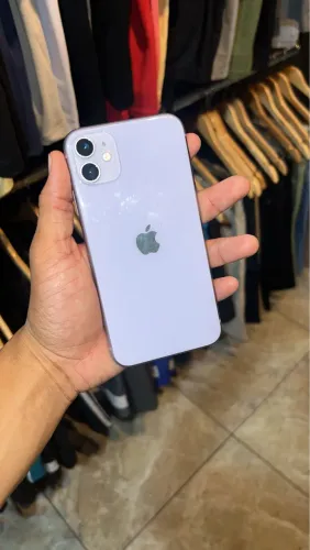 iPhone 11