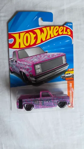 Hotwheels 83 Chevy Silverado