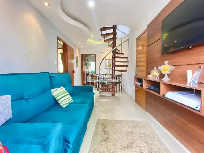 Cobertura à Venda no bairro Itapoã, 3 Quartos, 1 Suíte, Closet, Terraço e 2 Vagas paralela
