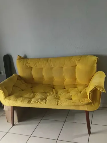Sofá 2 Lugares Retrô Amarelo - Muito Conservado