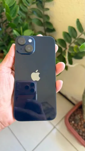 Vendo iPhone 14 256 G meia noite com nota fiscal e único dono