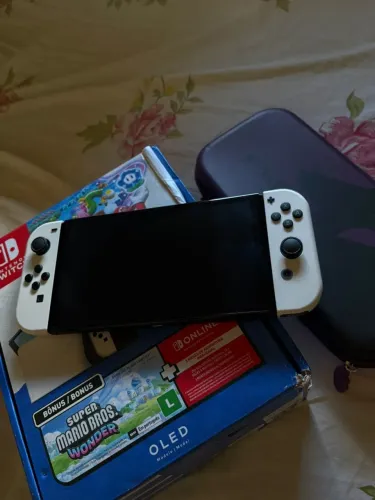 Vendo Nintendo Switch OLED