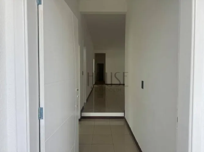 Casa com 3 quartos para alugar, 230 m² - Condomínio Residencial Aldeia da Mata - Votoranti