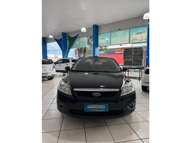Ford Focus 2.0 16v/ 2.0 16V Flex 5P 2013