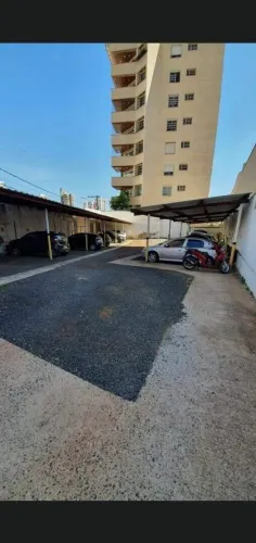 Terreno à venda, 479 m² por R$ 1.500.000,00 - Centro - Uberlândia/MG