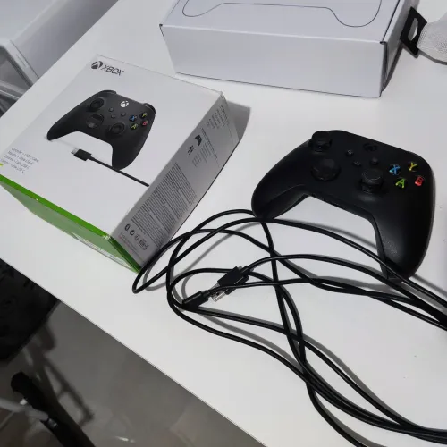 Controle Xbox Series X/S com cabo (leia descrição)