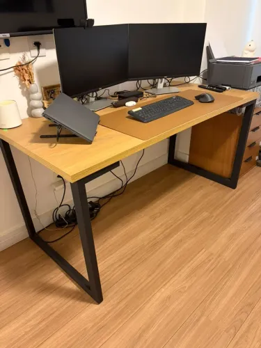 Mesa de Escritório Industrial + Gaveteiro 4 Gavetas