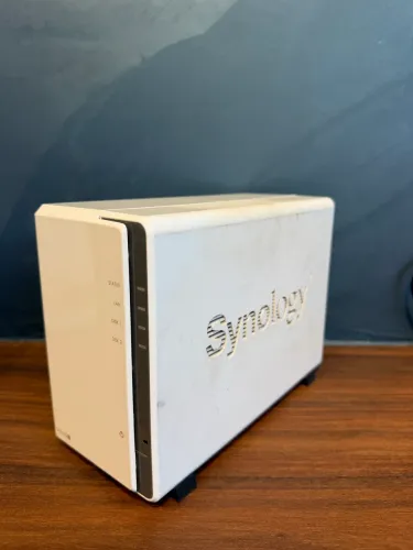 Synology DiskStation DS216j + 6TB ? 2 HDs de 3TB
