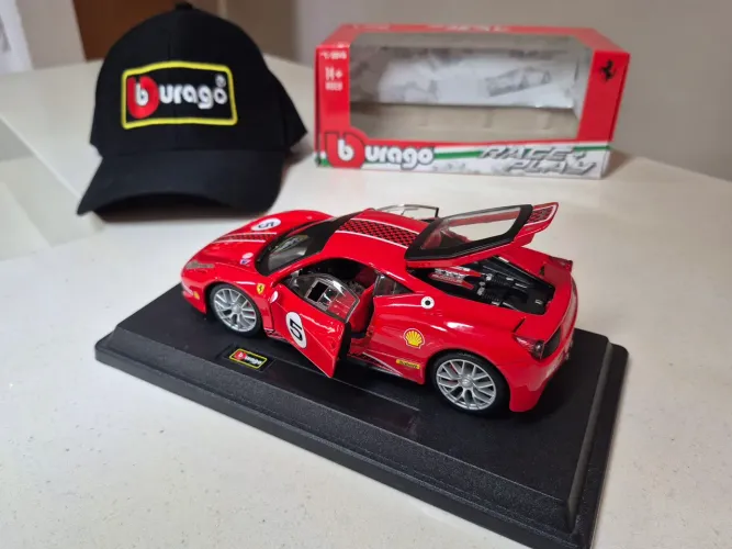 Miniaturas Bburago Ferraris 1:24