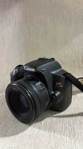 Canon sl3 + lentes + flash